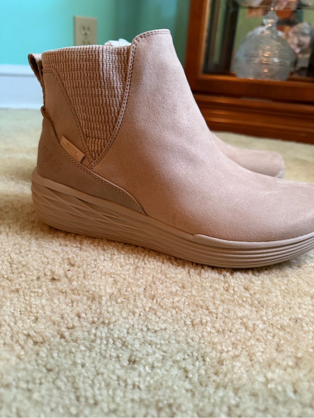 Ryka Women's Ankle Bootie in Light Beige Suede